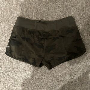 camo lululemon speed up shorts